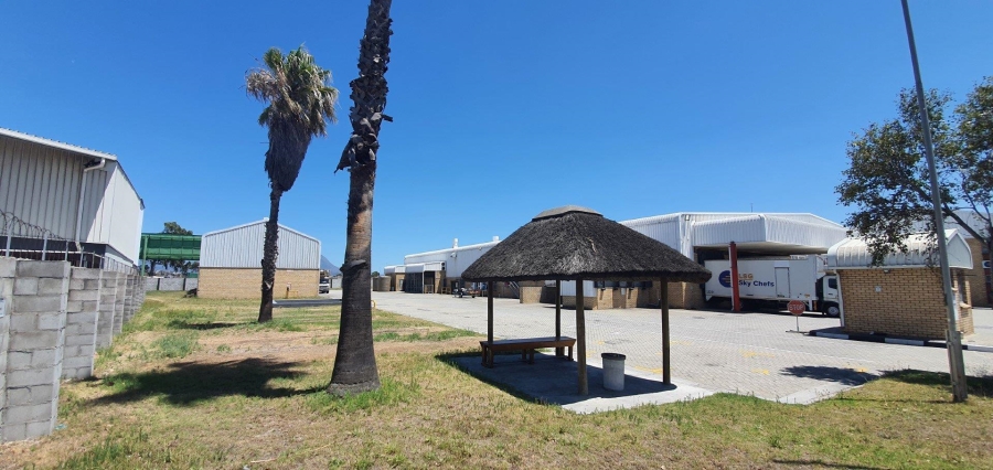 Commercial Property for Sale in Airport Industria Western Cape